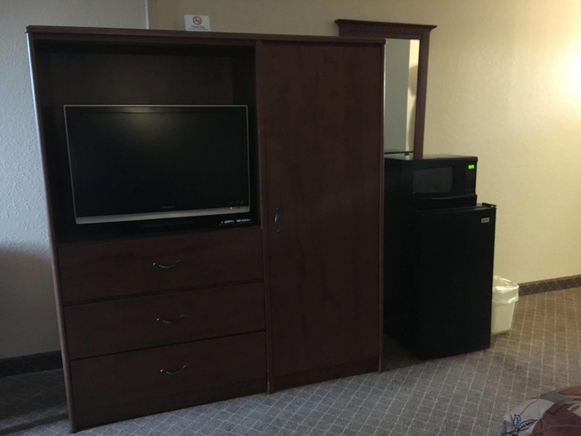 Med City Inn & Suites Rochester Mayo Clinic Area Ngoại thất bức ảnh